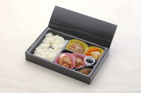 103 生姜焼き・チキン南蛮弁当